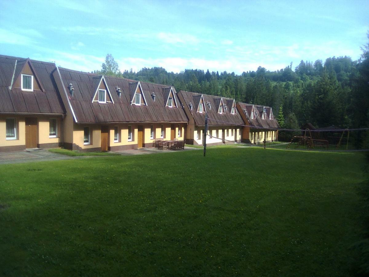 Hôtel Osrodek Wczasowy "Gronostaj" à Rajcza Extérieur photo
